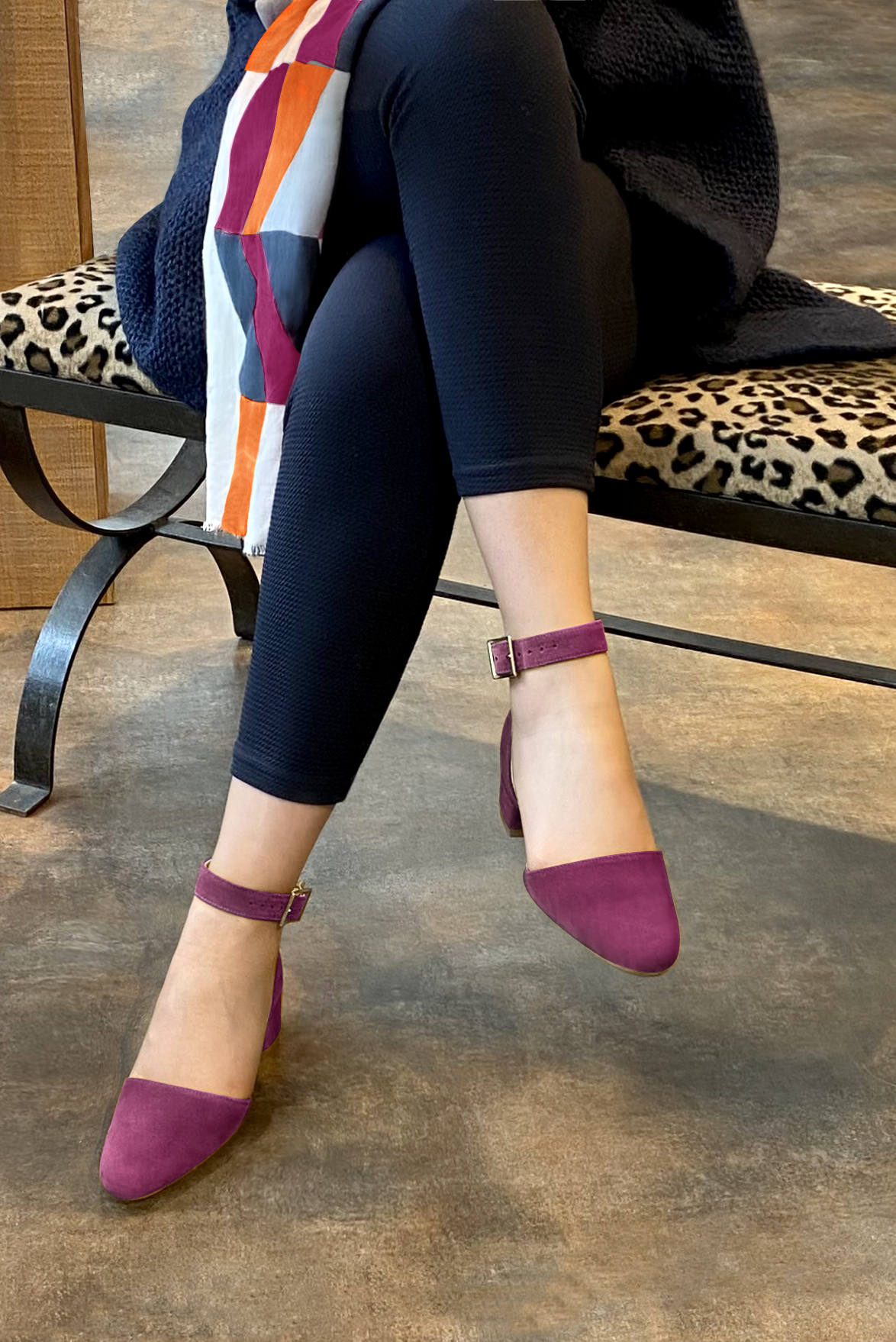 Mulberry purple women's open side shoes, with a strap around the ankle. Round toe. Low block heels. Worn view - Florence KOOIJMAN